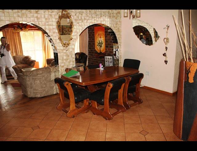 3 BEDROOM HOUSE SOLD IN THE ORCHARDS